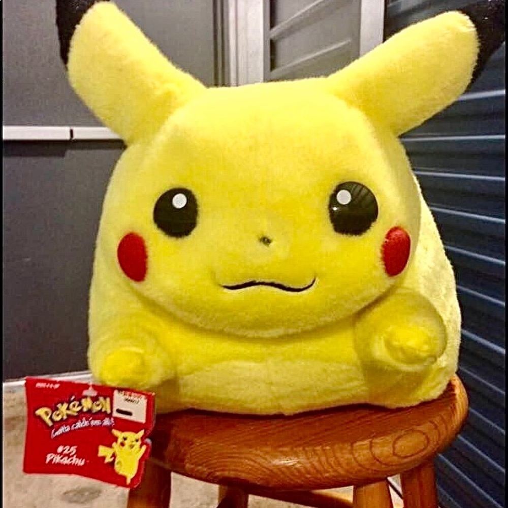 Vintage NWT Rare 1999 Nintendo Pokémon Jumbo plush Pikachu 16” tall